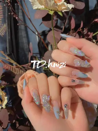 セミロング めぐみのネイルサロン スタッフ練習のネイルデザイン