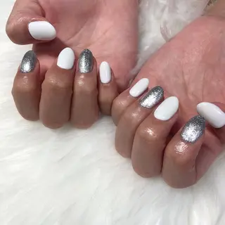 ネイル 西岡 杏のネイルデザイン