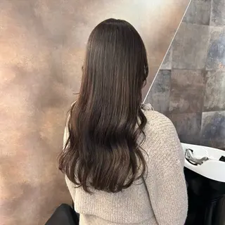 ロング カラー SAKINO. ベージュカラーのヘアスタイル