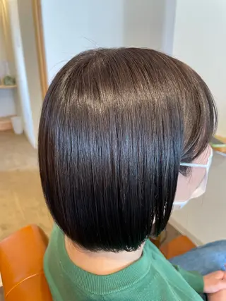 ミディアム ラピスREIKA (女性限定)のヘアスタイル