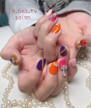 ネイル R.beauty サロンのネイルデザイン