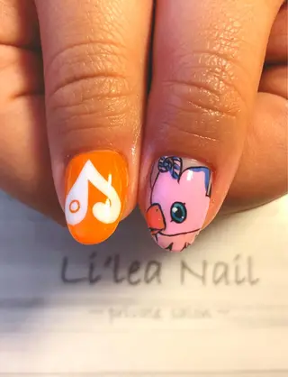 ネイル Li'leaNail AINAのネイルデザイン