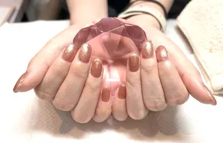 ネイル EMINAL恵比寿 サラのネイルデザイン