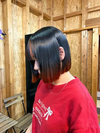 カラー まろみ暖色×ボブ ×chia🕯のヘアスタイル