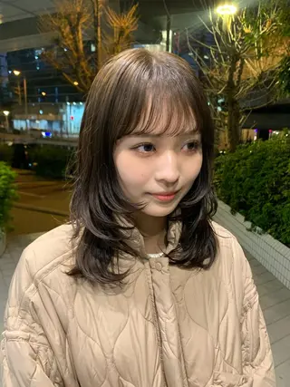 セミロング yukie🌷 /暖色🍒梅田サロンのヘアスタイル