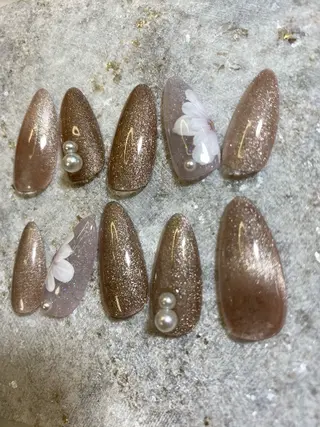 ネイル Bavardage Nailのネイルデザイン