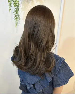 セミロング カラー Sherry/R 三川町　木村祐里奈のヘアスタイル