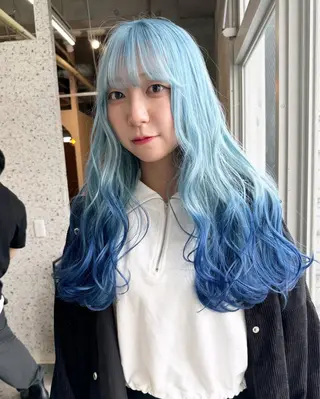 ロング カラー ヘアアレンジ lani ブリーチ /ダブルカラーのヘアスタイル