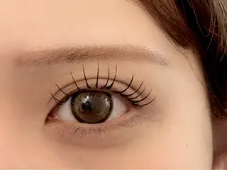 マツエク・マツパ salone Regina所属・Regina（レジー ナ）nanahoのマツエク・マツパデザイン