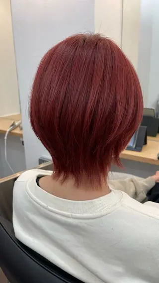 ショート カラー WISTERIA P LUS1 ikumiのヘアスタイル