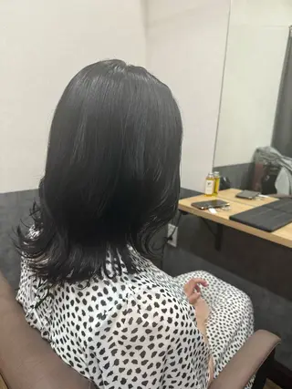 ミディアム reeed konnoのヘアスタイル