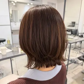 ミディアム SAKI 新宿のヘアスタイル
