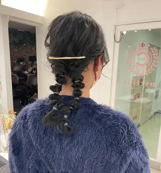 セミロング カラー ヘアアレンジ/ 暖色🩵hazukiのヘアスタイル