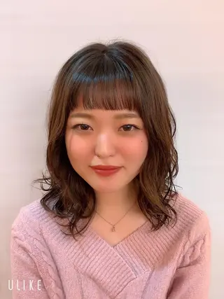 ミディアム 榎本 美雪のヘアスタイル