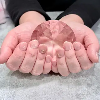 ネイル 一人ひとりに寄り添う 施術🌈IRiS🪽のネイルデザイン