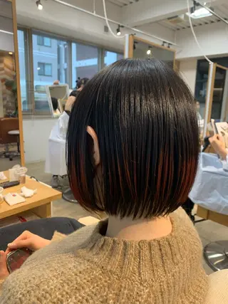 ショート ハッシュ・ウルフ🐺 小顔レイヤー松山直史のヘアスタイル
