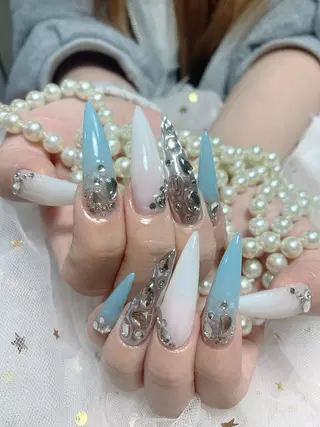 ネイル Nail salon EN🎀のネイルデザイン