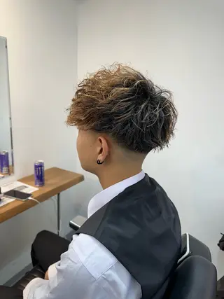 カラー パーマ ヘアアレンジ メンズ 🇺🇸大宮パーマ 波巻き/ツイスパのヘアスタイル