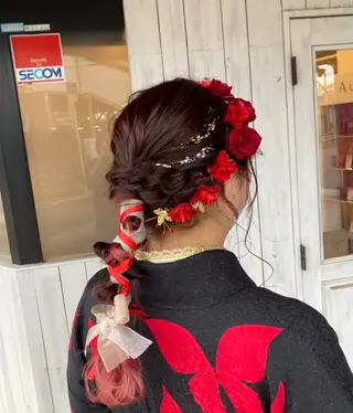 ヘアアレンジ MOLLA ✂️辻桃加のヘアスタイル
