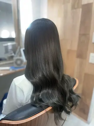 ロング カラー 多賀 順平のヘアスタイル