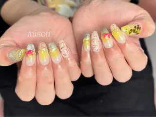 ネイル mison 安形友花のネイルデザイン