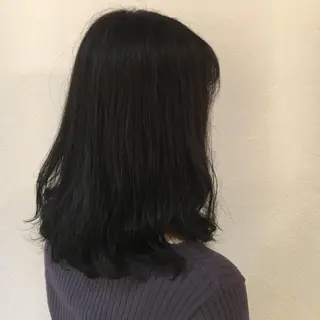 ミディアム カラー 宮内 真乃のヘアスタイル