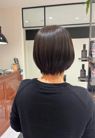 ショート カラー 門田 楓香のヘアスタイル