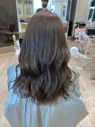 セミロング カラー 顔まわりカット🌟 くびれヘア/寺門遥輝のヘアスタイル