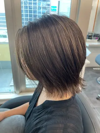 ミディアム カラー いとう このみのヘアスタイル
