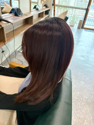 ミディアム 安谷屋 こはるのヘアスタイル