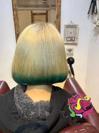 ミディアム カラー Hair salon The hiveのヘアスタイル