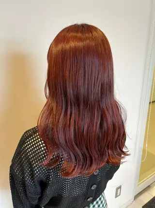 セミロング カラー 三上 由貴のヘアスタイル