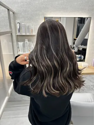 ロング 半個室サロンyoures hair 髪質改善トリートメント東新宿店所属・榊原竜弥 髪質改善/美髪作りのヘアスタイル