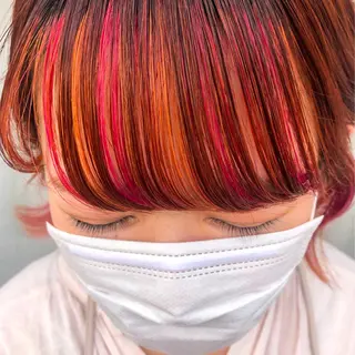 ショート カラー 佐藤 美聡のヘアスタイル