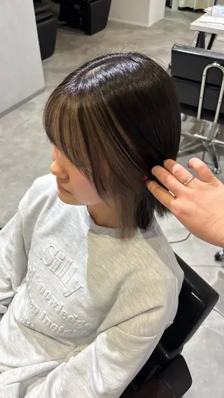 ミディアム YURINO /ボブ ベージュ/ハイトーンのヘアスタイル