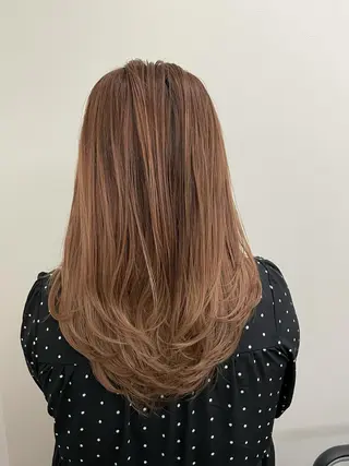 セミロング CURE 朱梨のマツエク・マツパデザイン