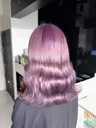セミロング カラー Lapis 莉穂のヘアスタイル