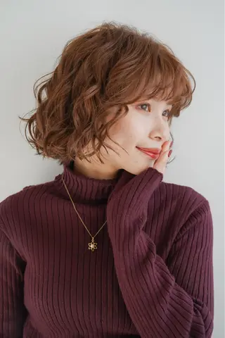 ミディアム カラー パーマ 江田 智沙穂のヘアスタイル