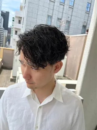 パーマ メンズ Bond Story りき カラーモデルのヘアスタイル