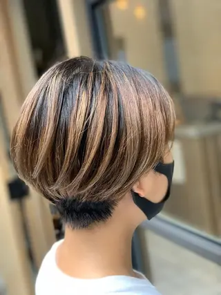 ショート カラー ヘアアレンジ 髪質改善×ハイトーン 中田啄也のヘアスタイル