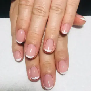 ネイル ECLAT エクラ所属・寺山 千鶴のネイルデザイン