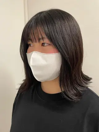 ミディアム 𝓜𝓮𝓛𝓲𝓟 冨樫果楠のヘアスタイル