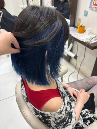 ミディアム 三 嶋のヘアスタイル