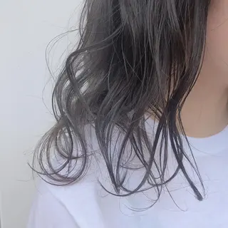 セミロング カラー 古屋 花織のヘアスタイル