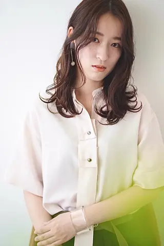 ロング 丸田 優真のヘアスタイル