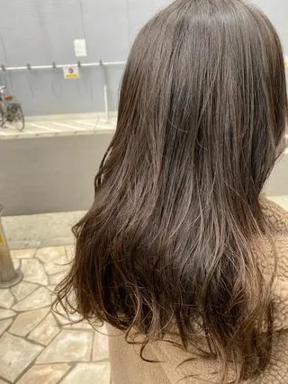 セミロング カラー 中尾 綺のヘアスタイル