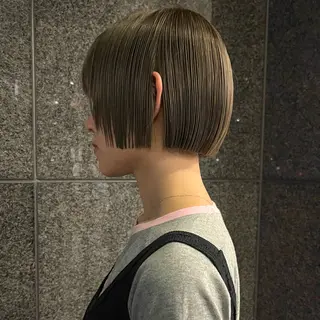 ショート ボブ/ハイトーン/ 岡山駅/別曽遥也のヘアスタイル