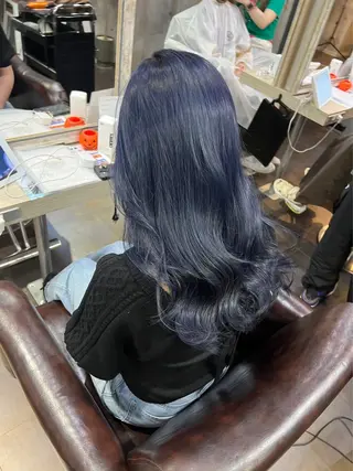 ロング 透明感ハイトーン カラー🦋🌧希咲のヘアスタイル