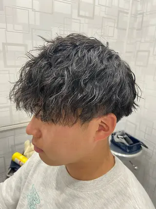 ショート パーマ メンズ カットパーマ✂️ 小坂田玲亜のヘアスタイル