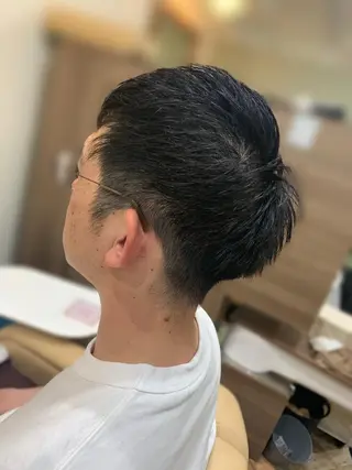 ショート メンズ 寺本 早希のヘアスタイル